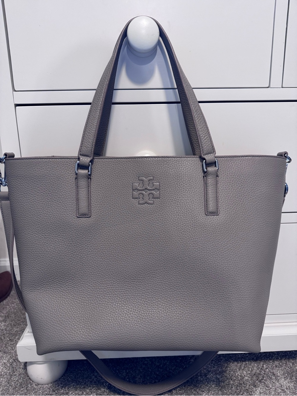 Tory Burch Thea Gray Pebbled Leather Tote - Picture 6 of 10